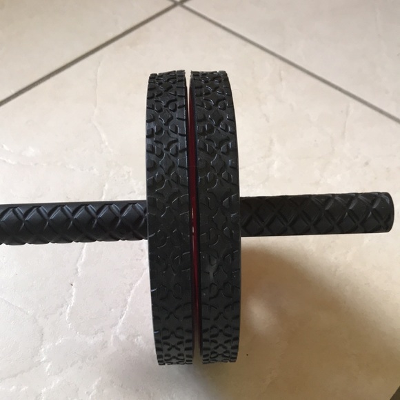Abdominal wheel roller - Picture 3 of 4
